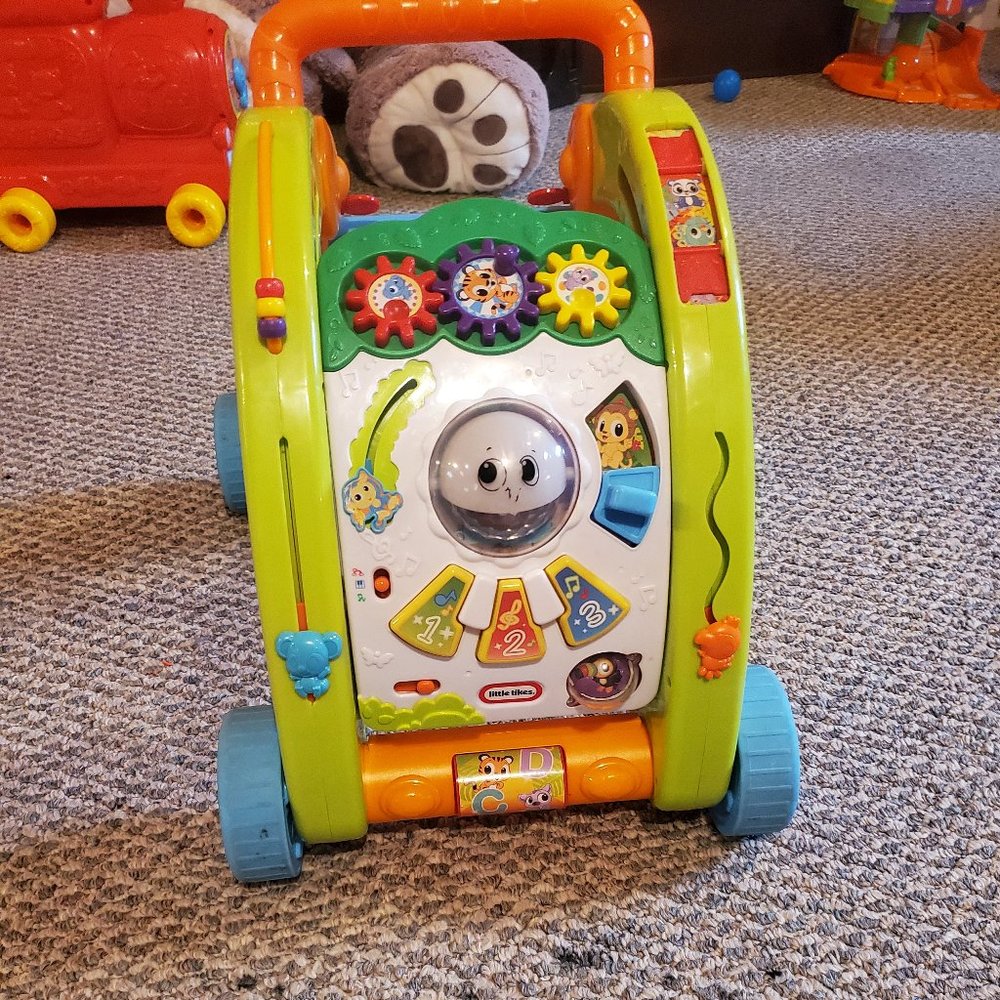 Baby walker Toy